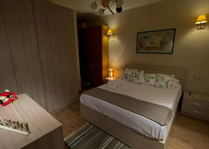 Frank Host Lux , Metro A A 50 M, Simple Check-in Con Codice A Qualsiasi Orario Roma